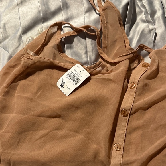 Love J Tan Sheer Crop Top - Picture 3 of 6